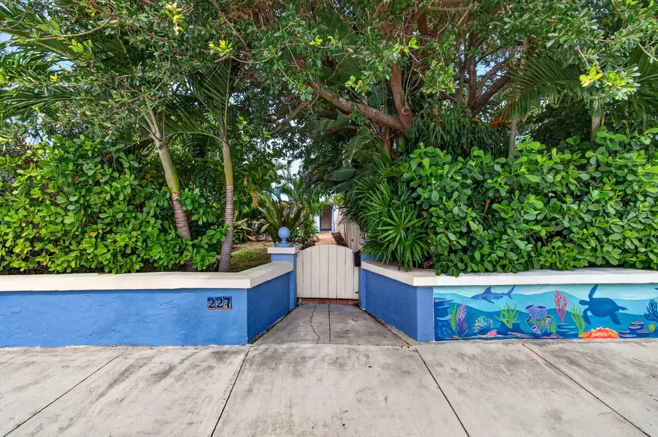 227 N M Street, Lake Worth Beach, FL 33460