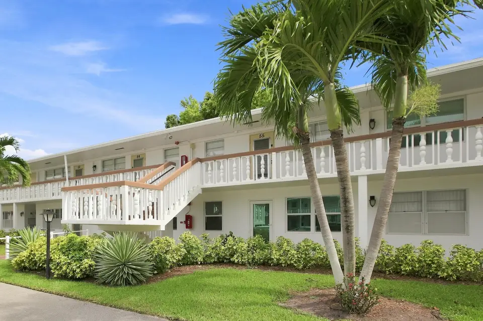 54 Newport Court c, Deerfield Beach, FL 33442