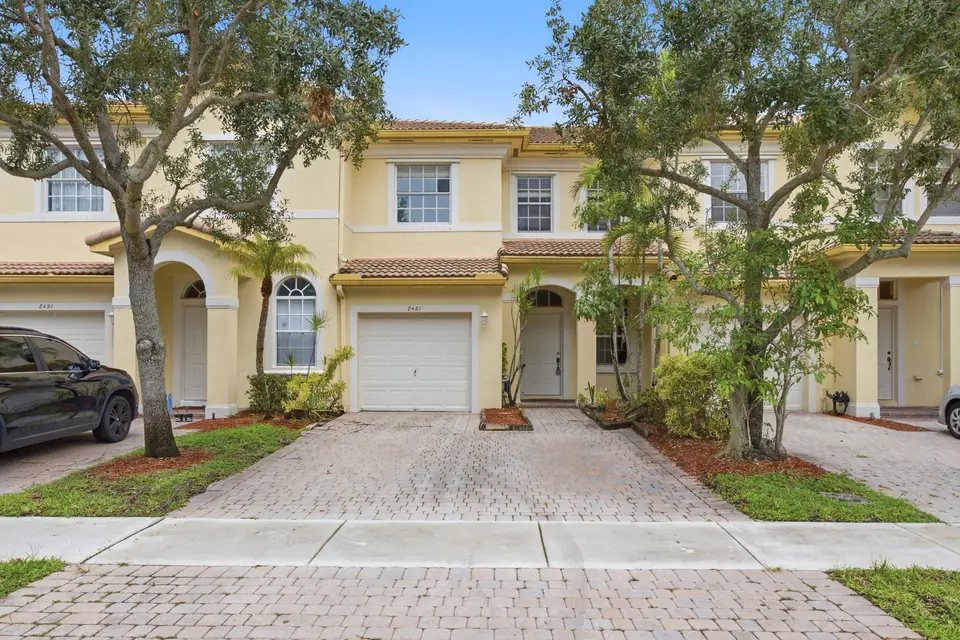 8481 SW 27th Street 102, Miramar, FL 33025