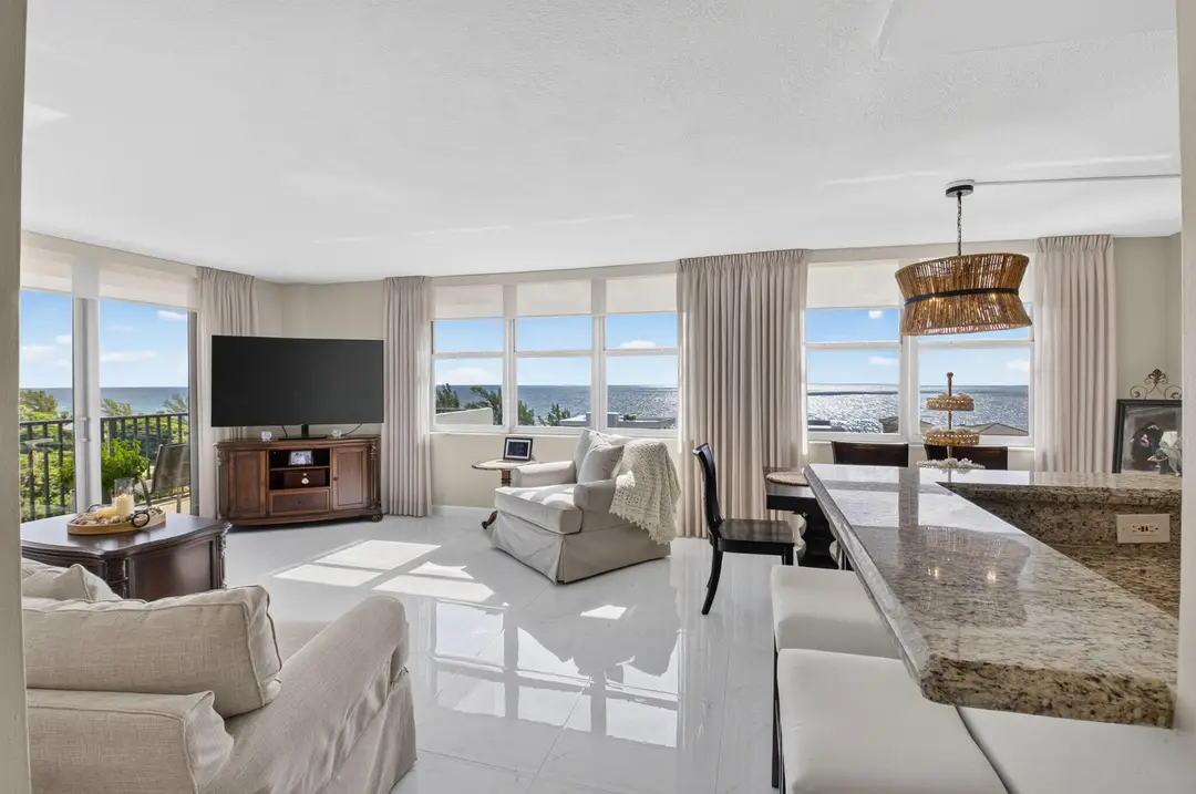 2121 N Ocean Boulevard 1008E, Boca Raton, FL 33431