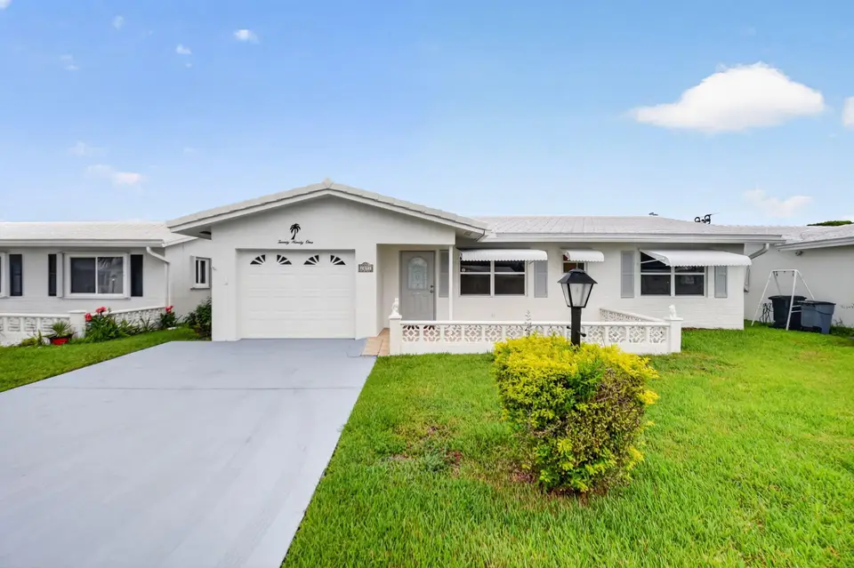 2091 SW 13th Terrace SW, Boynton Beach, FL 33426