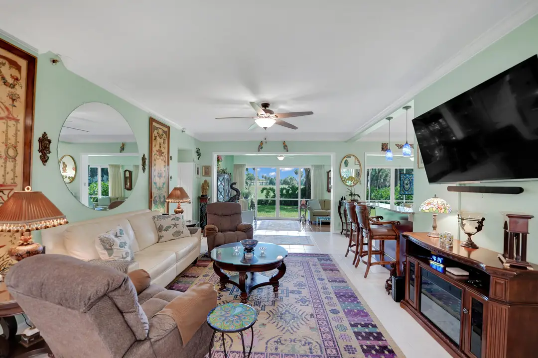 4114 W Palm Aire Drive 141B, Pompano Beach, FL 33069
