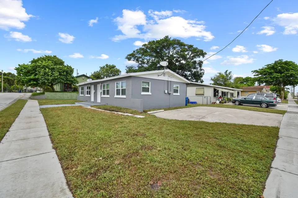 968 W 9TH Street A1, Riviera Beach, FL 33404
