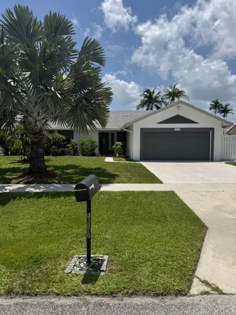19131 Fairlawn Way, Boca Raton, FL 33434