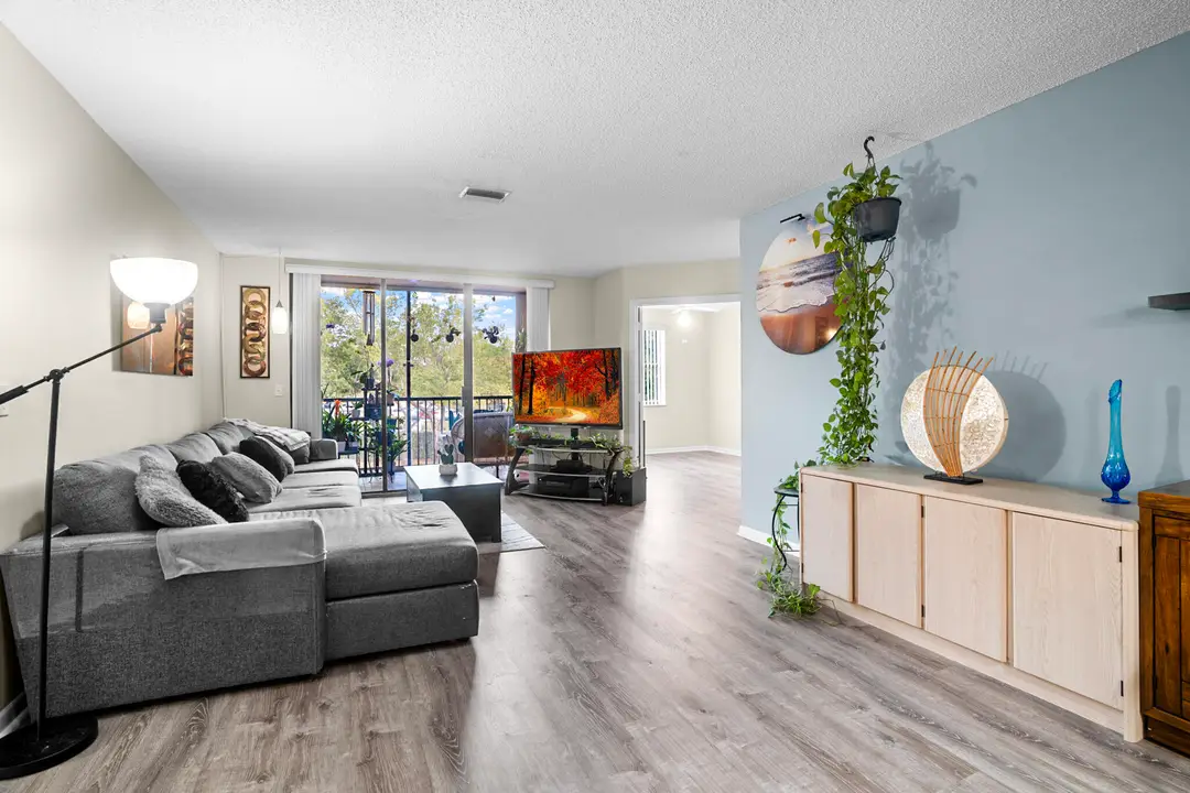 4161 Coral Tree Circle 261, Coconut Creek, FL 33073