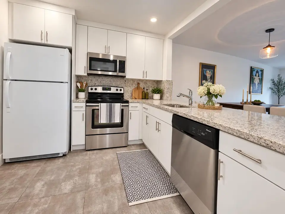 7915 Camino Real Apt N416, Miami, FL 33143