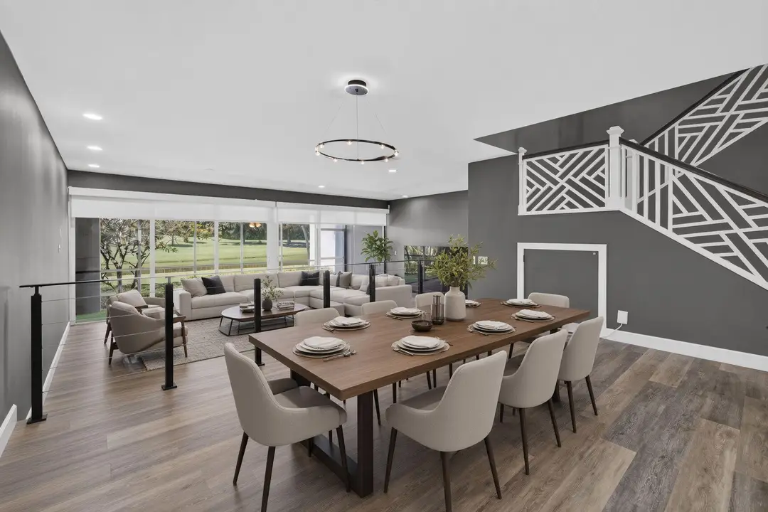 2435 PRESIDENTIAL Way G, West Palm Beach, FL 33401