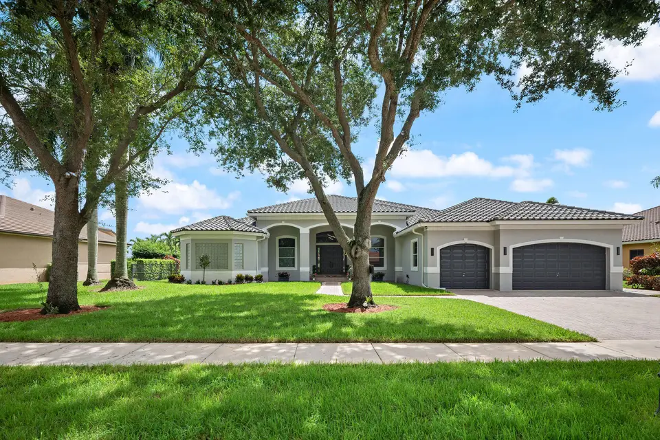 3958 SW 140TH Avenue, Davie, FL 33330