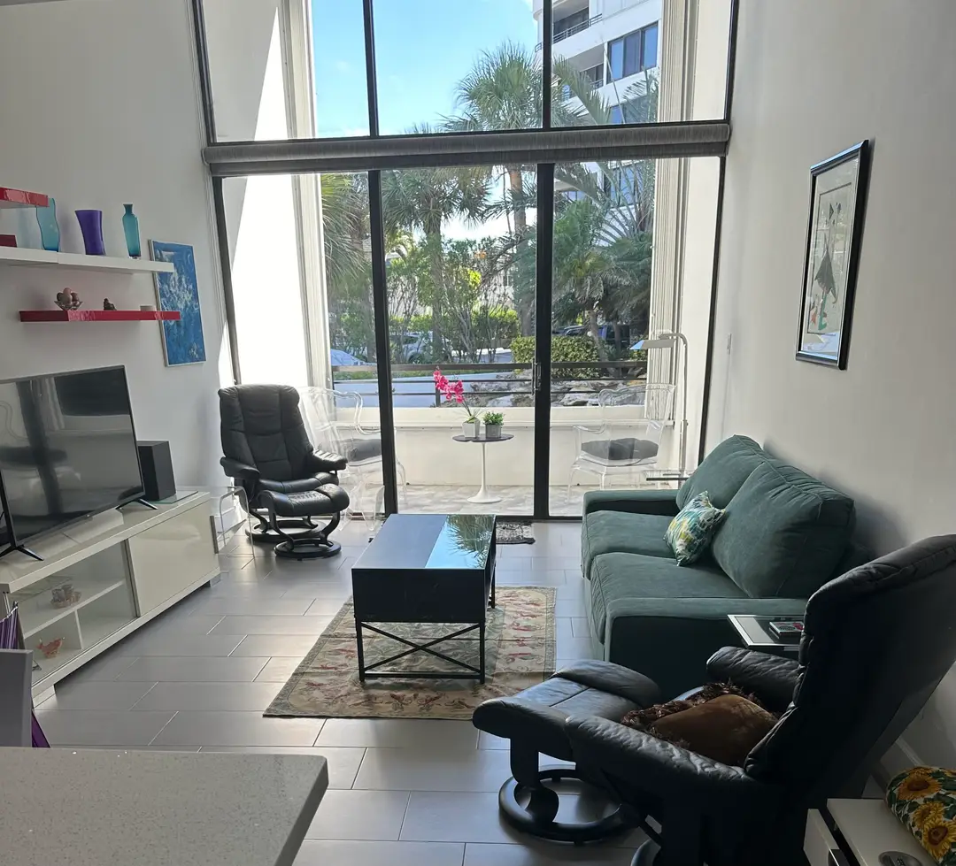 3589 S Ocean Boulevard 37, South Palm Beach, FL 33480