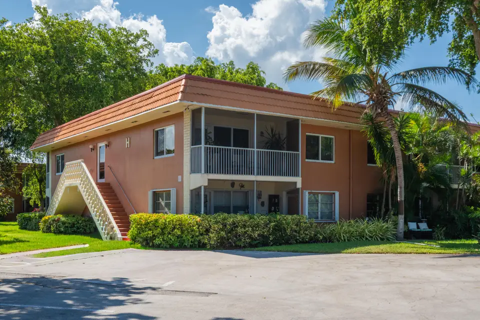 1920 NE 1ST Terrace 212H, Wilton Manors, FL 33305