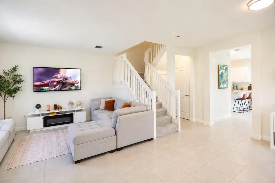 12092 NW 24TH Place, Miami, FL 33167