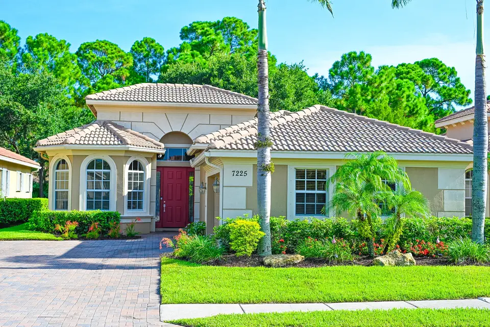 7225 Maidstone Drive, Port St. Lucie, FL 34986