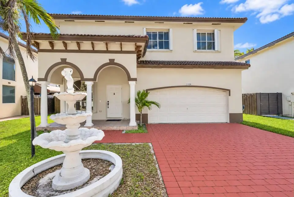 1308 SW 154TH Avenue, Miami, FL 33194
