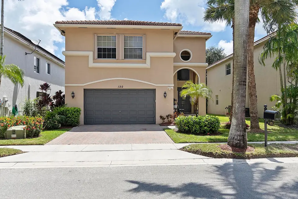120 NW 117TH Terrace, Plantation, FL 33325
