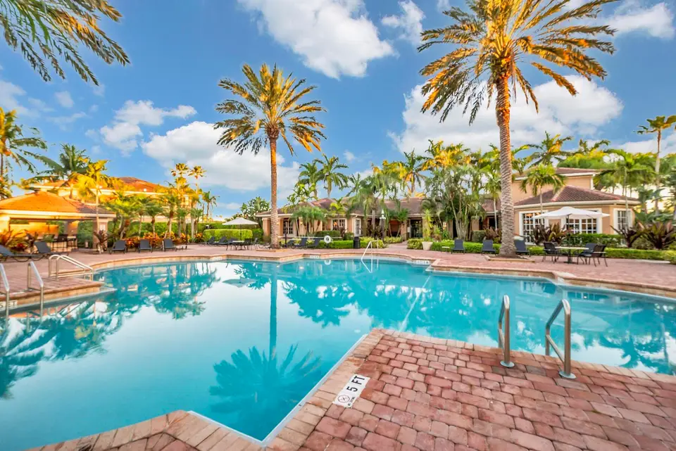 3708 NW ADRIATIC Lane 201, Jensen Beach, FL 34957