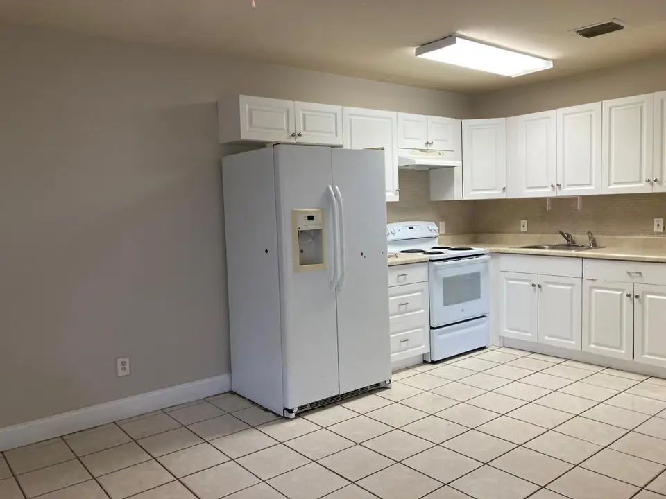 6124 LINCOLN Street N, Hollywood, FL 33024