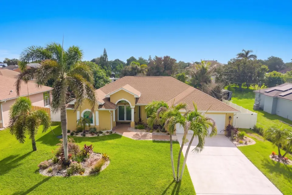 3941 SW KABANE Street, Port St. Lucie, FL 34953
