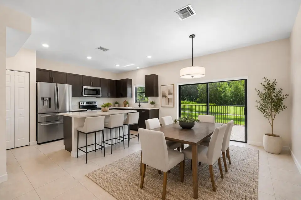 4721 Santa Cruz Way, Davie, FL 33314