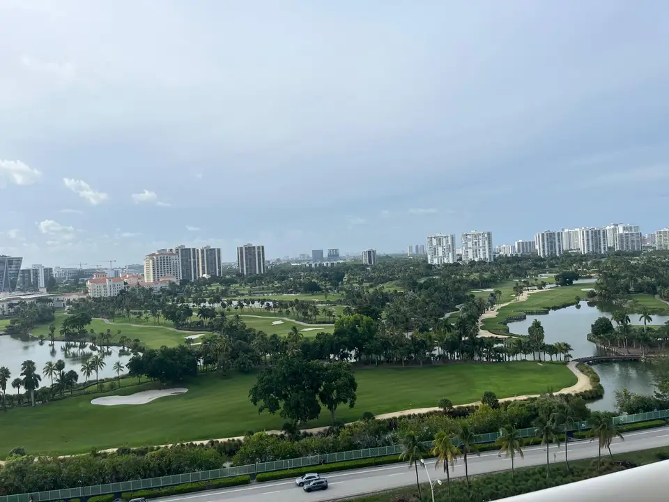 3300 NE 192ND Street 1706, Aventura, FL 33180