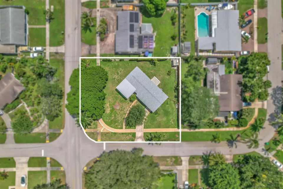 145 Greenbrier Drive, Palm Springs, FL 33461