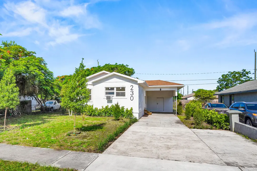 230 SW 6TH Avenue, Delray Beach, FL 33444