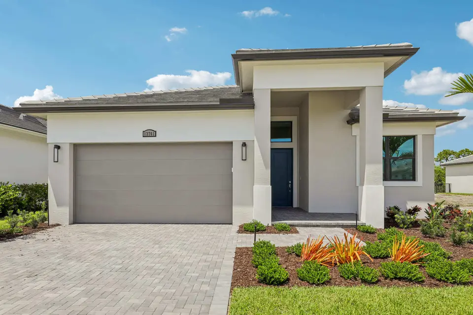 13761 SE Blackwood Drive, Port St. Lucie, FL 34984