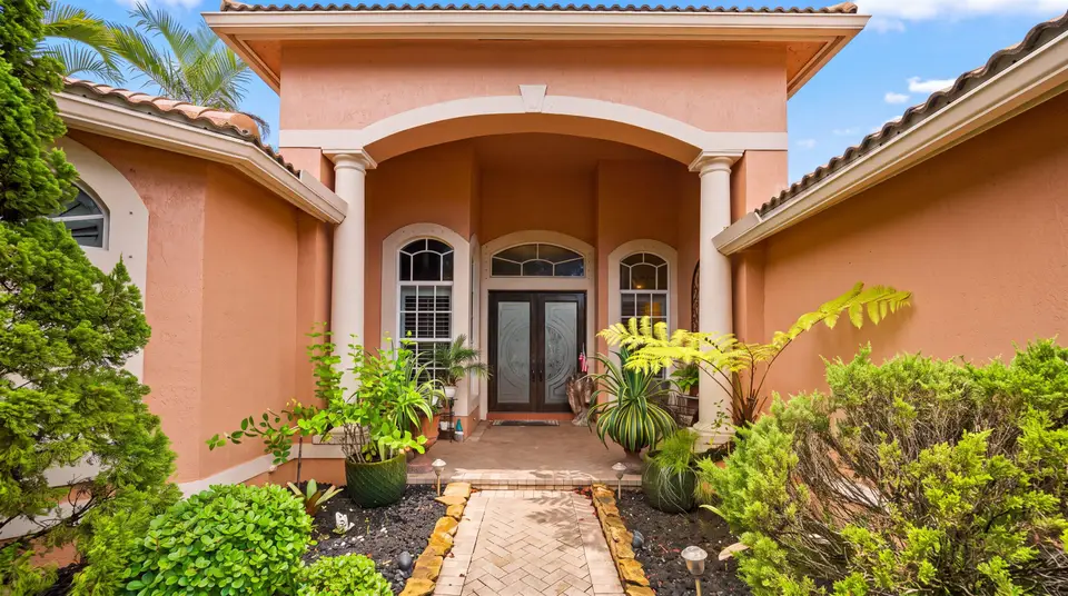4916 FOREST DALE Drive, Lake Worth, FL 33449