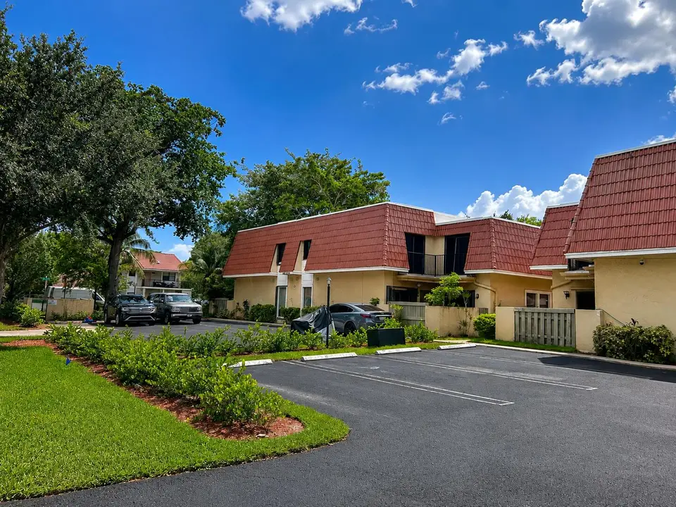 4226 NW 114TH Terrace 26, Coral Springs, FL 33065