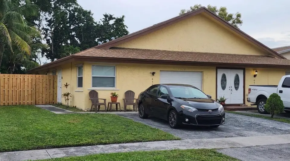 6534 HARBOUR Road, North Lauderdale, FL 33068