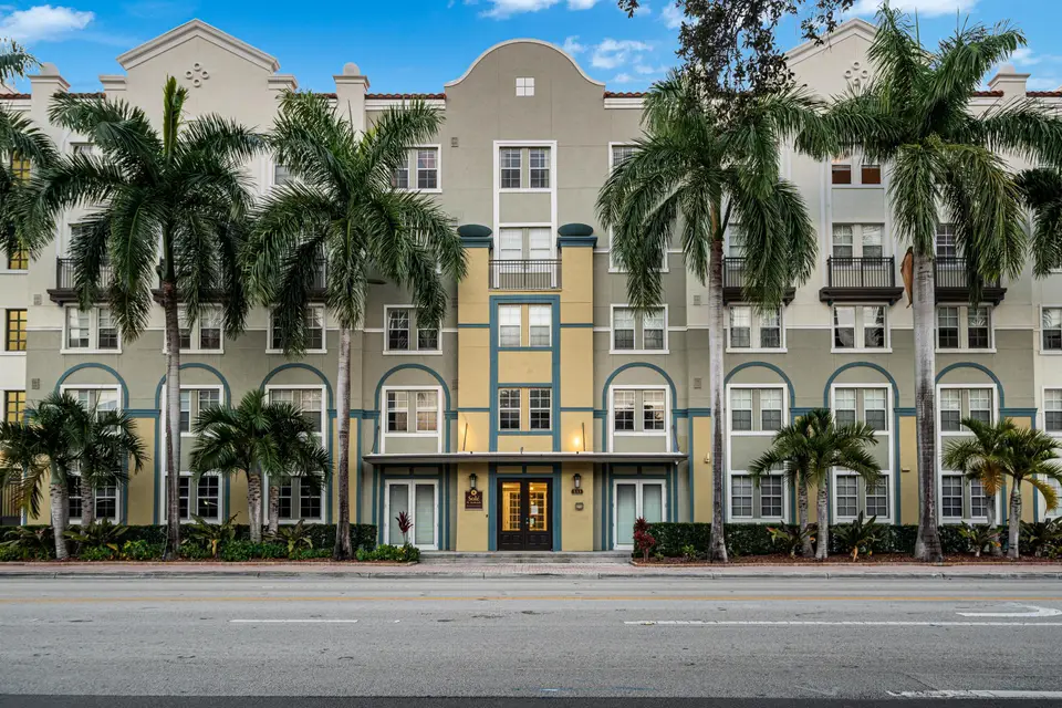 533 NE 3RD Avenue 541, Fort Lauderdale, FL 33301