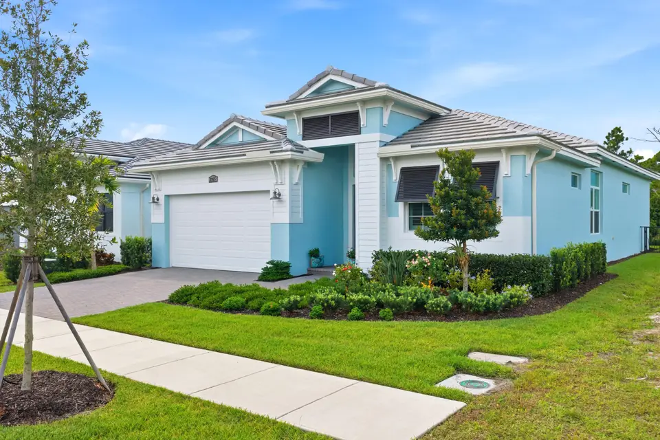 2165 SE MOSAIC Boulevard, Port St. Lucie, FL 34984