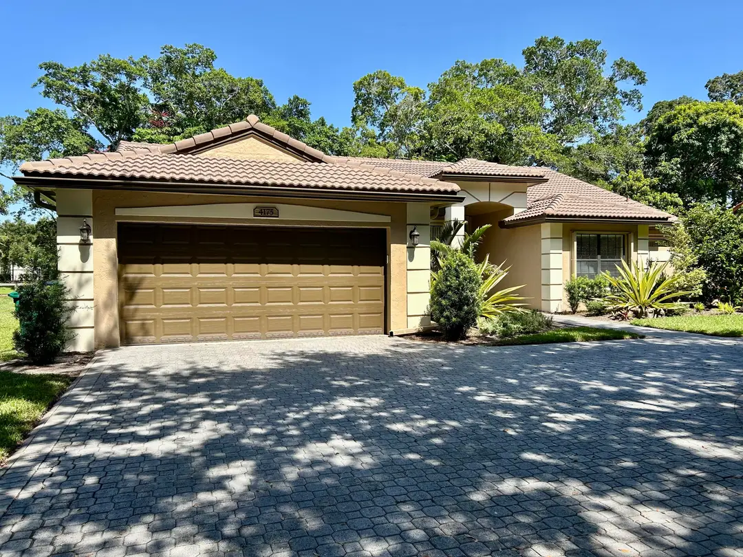 4175 AUGUSTA Avenue, Cooper City, FL 33026