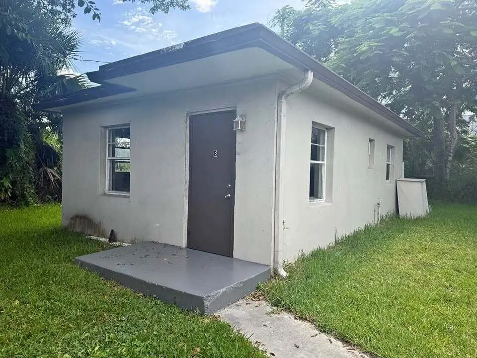 2960 CHICKAMAUGA Avenue, Westgate, FL 33409