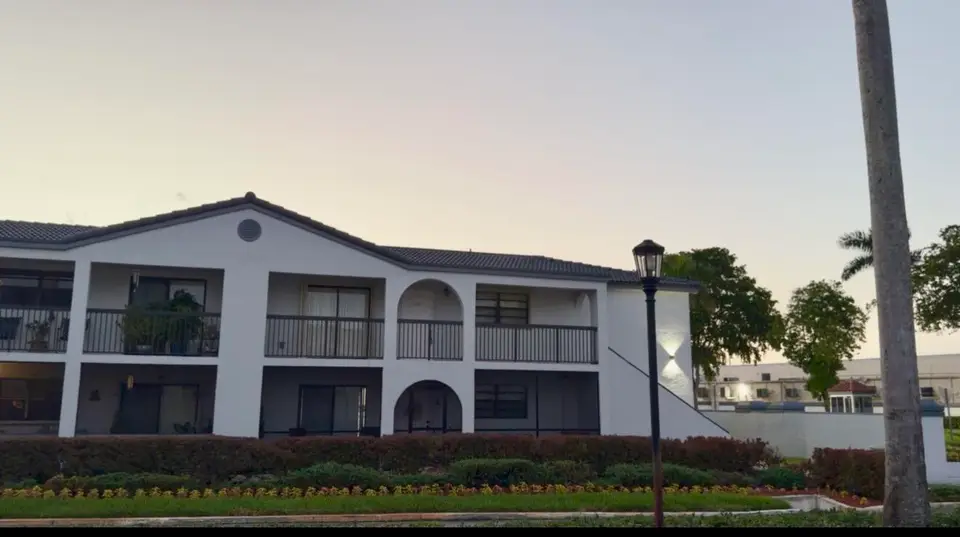 18340 Mediterranean Boulevard 2806, Hialeah, FL 33015