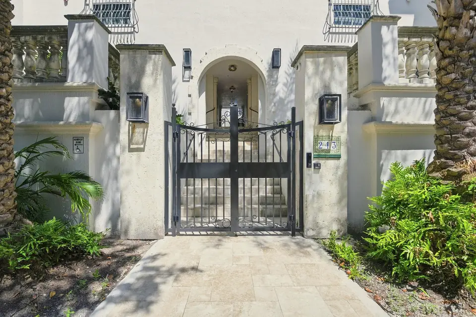243 Meridian Avenue 113, Miami Beach, FL 33139