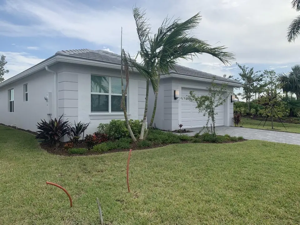 11933 SW Poseidon Way, Port St. Lucie, FL 34987
