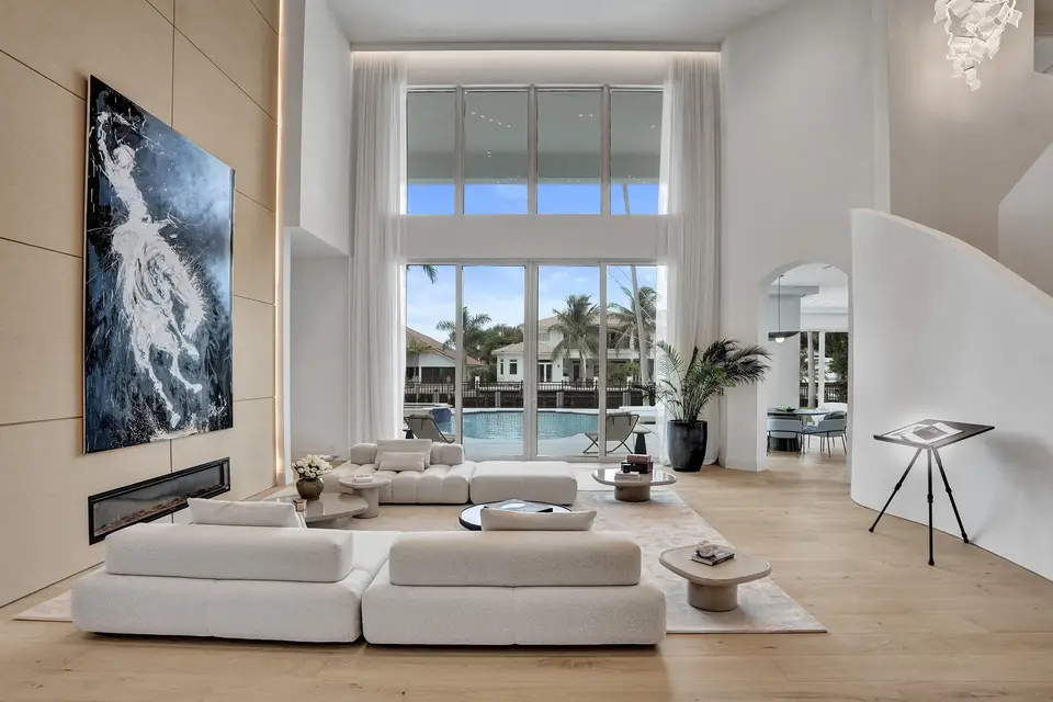 30 S COMPASS Drive, Fort Lauderdale, FL 33308
