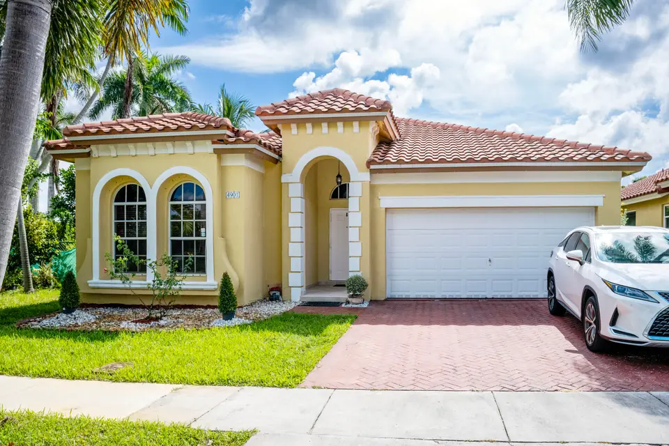 4901 SW 134TH Avenue, Miramar, FL 33027
