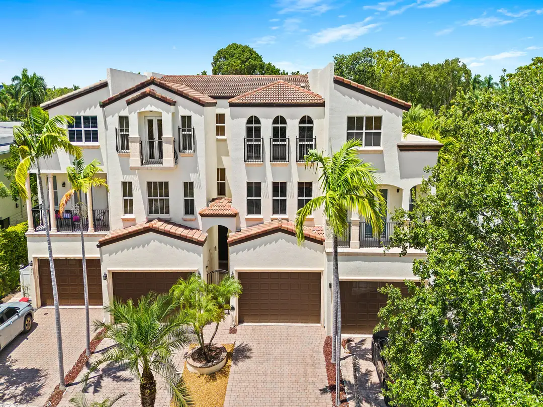 1423 NE 26th Avenue 1423, Fort Lauderdale, FL 33304
