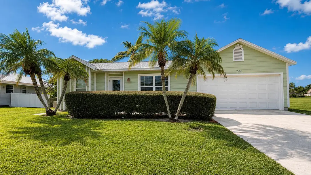244 SW RIDGECREST Drive, Port St. Lucie, FL 34953