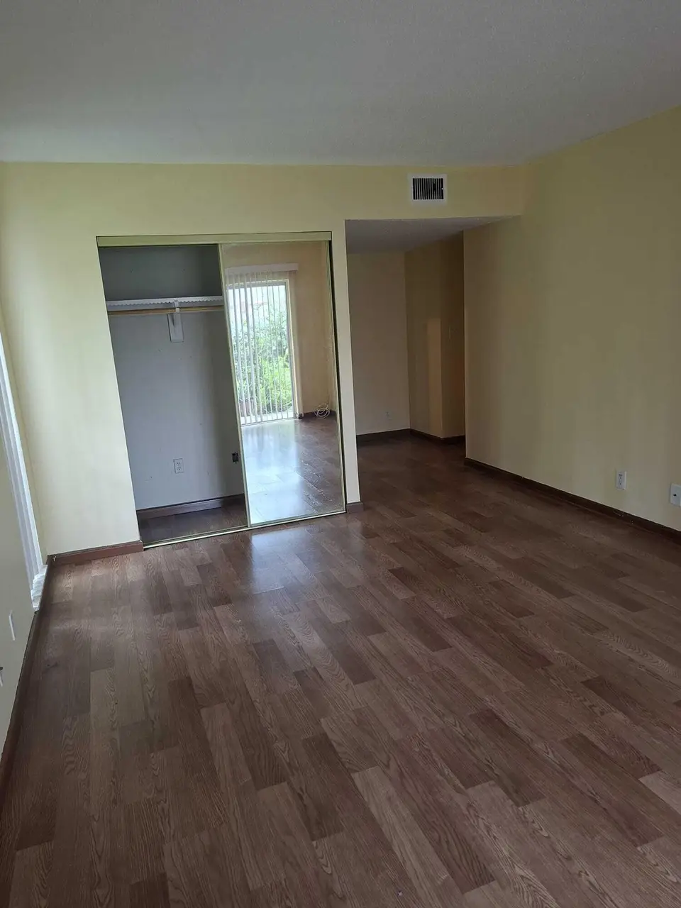 2 GREENWAY Village N 108, Royal Palm Beach, FL 33411