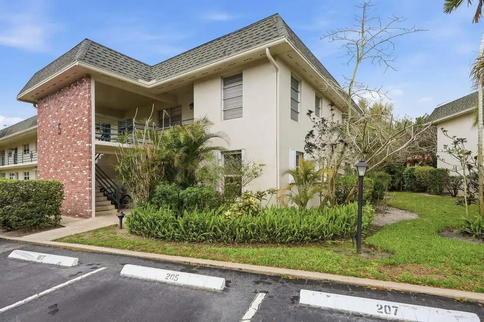 1900 S Kanner Highway 5107, Stuart, FL 34994