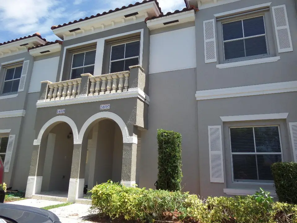 14007 SW 49TH Street 8, Miramar, FL 33027