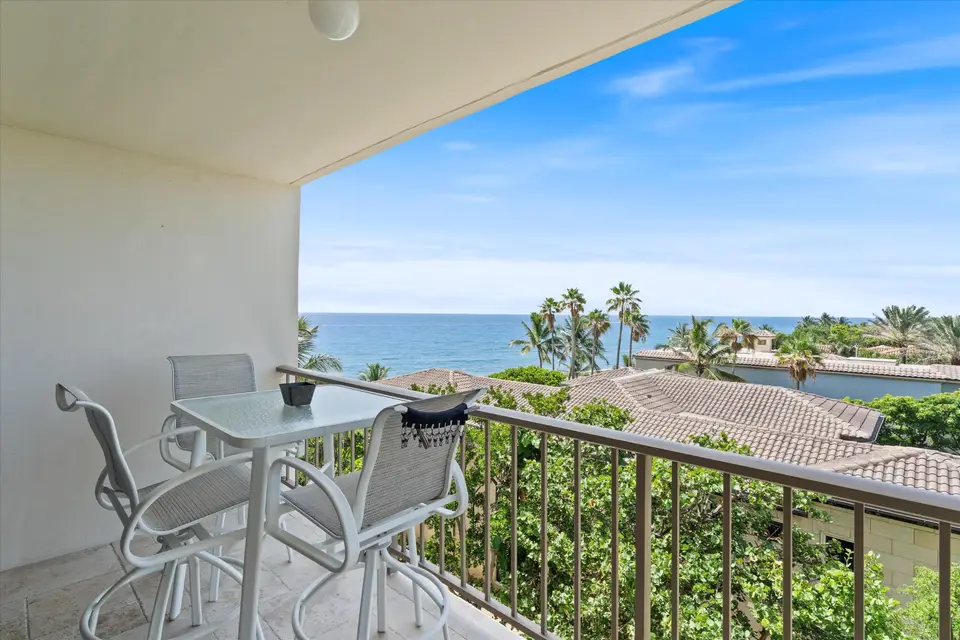 1021 Hillsboro Mile 504, Hillsboro Beach, FL 33062