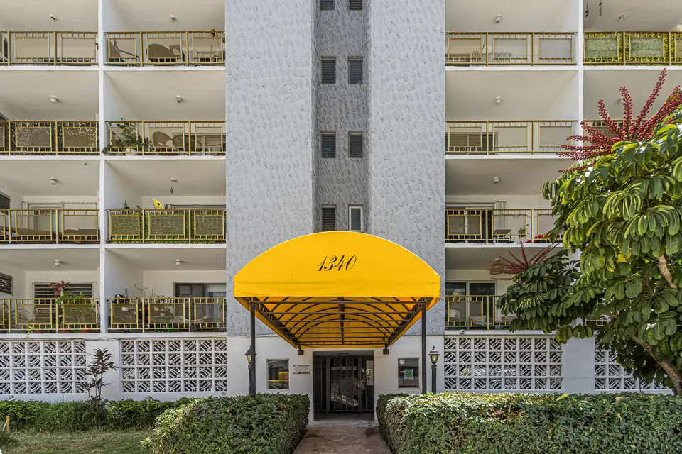 1340 Lincoln Road 308, Miami Beach, FL 33139