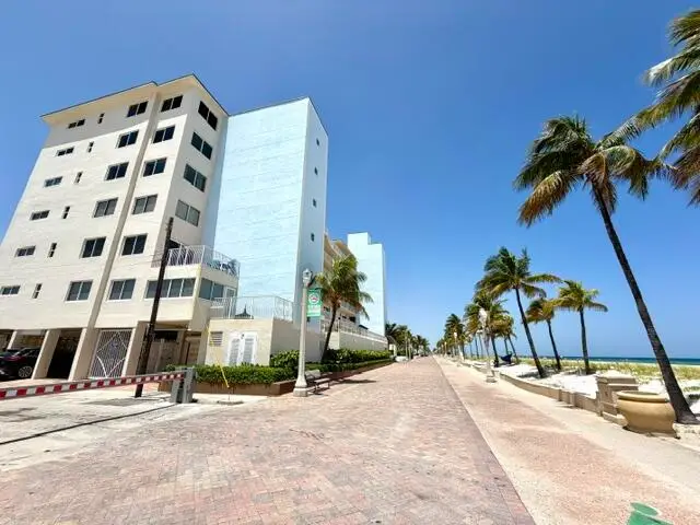 300 OREGON Street 506, Hollywood, FL 33019