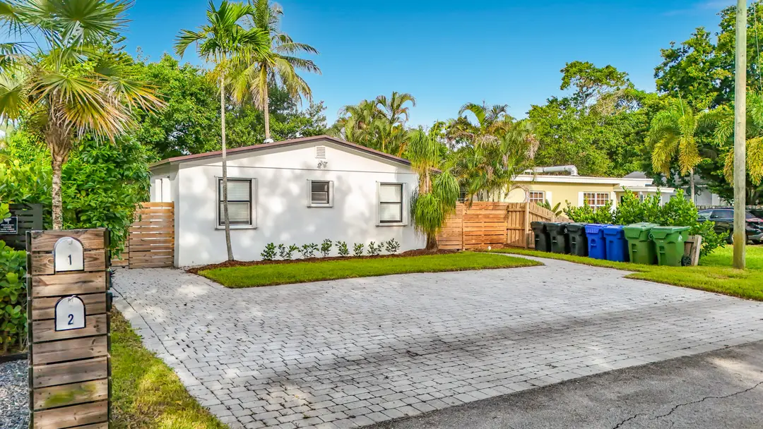 1529 NW 4th Avenue-9