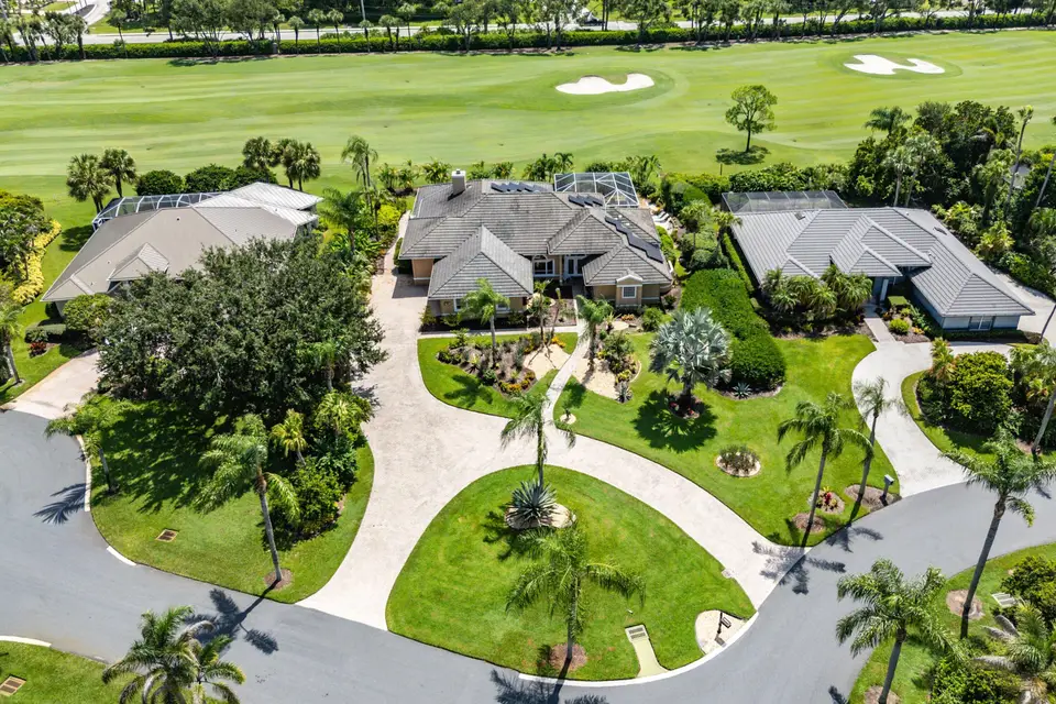 4084 SW GLENEAGLE Circle, Palm City, FL 34990