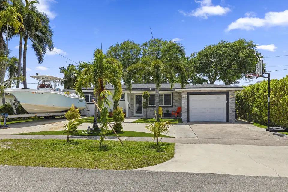 3230 ROOSEVELT Street, Hollywood, FL 33021