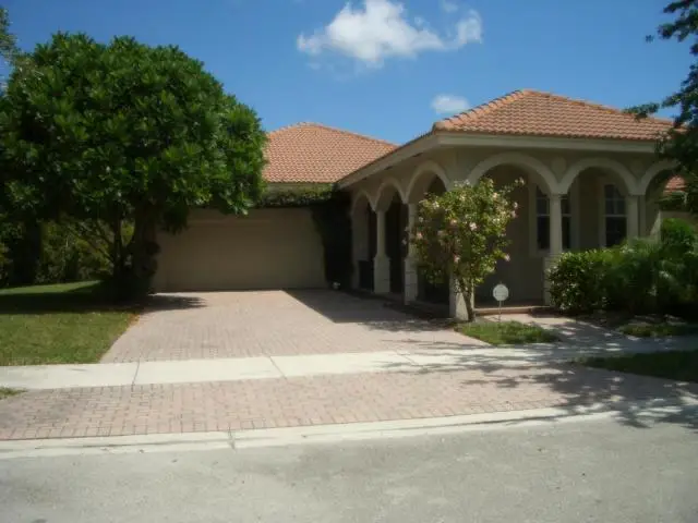 186 VIA CATALUNHA, Jupiter, FL 33458